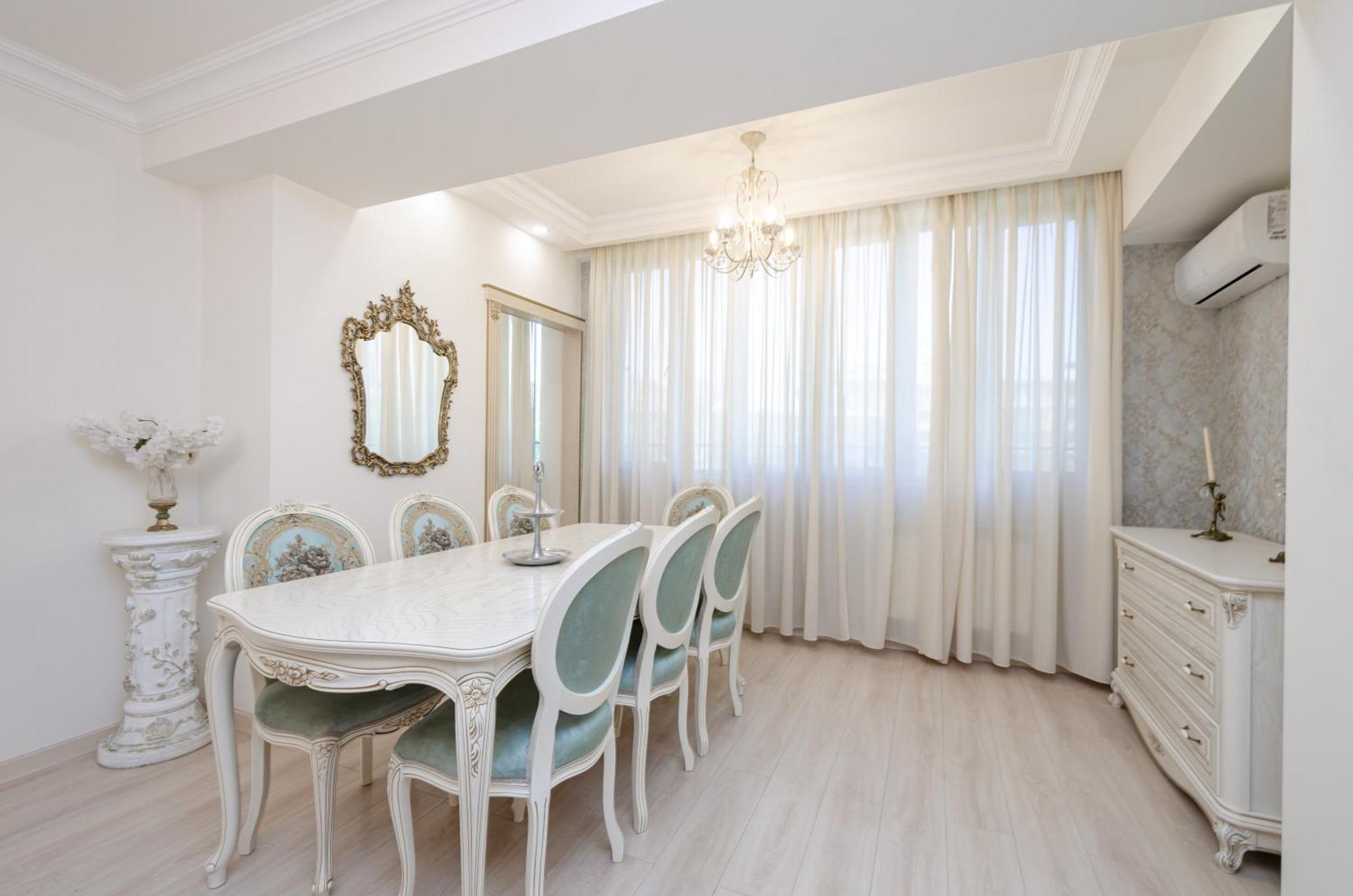 5A Beautiful Apartment In The Center Of The Capital Photo Original Erivan Exterior foto